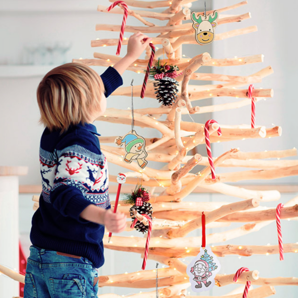 set de décoration à colorier pour les enfants et personnalisable