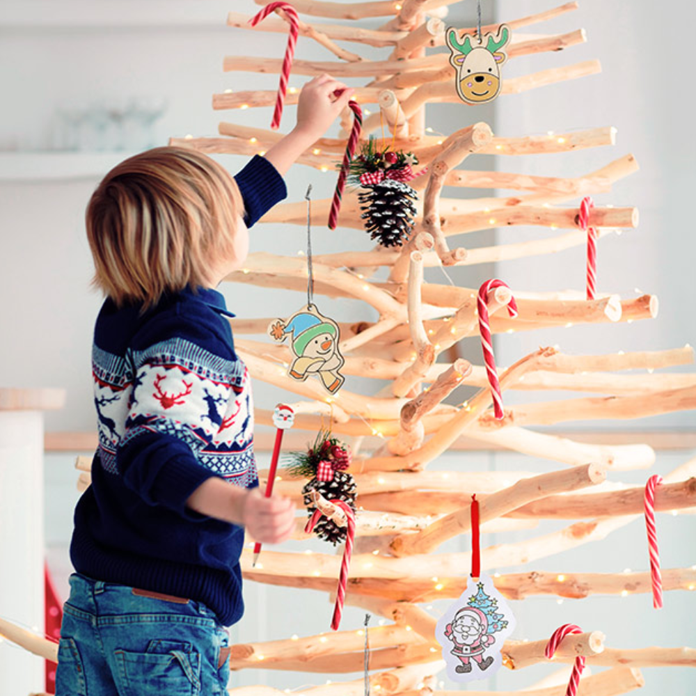 set de décoration à colorier pour les enfants et personnalisable